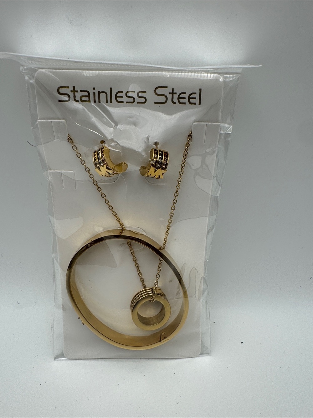 Gold Tone Women’s Necklace & Earring Set